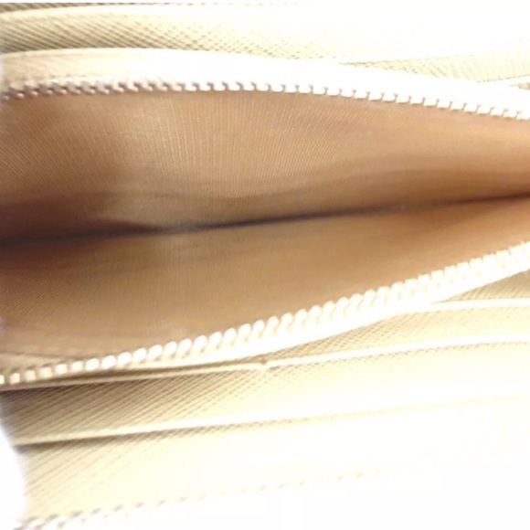 Prada Women's Yellow Wallet - Picture 6 of 7